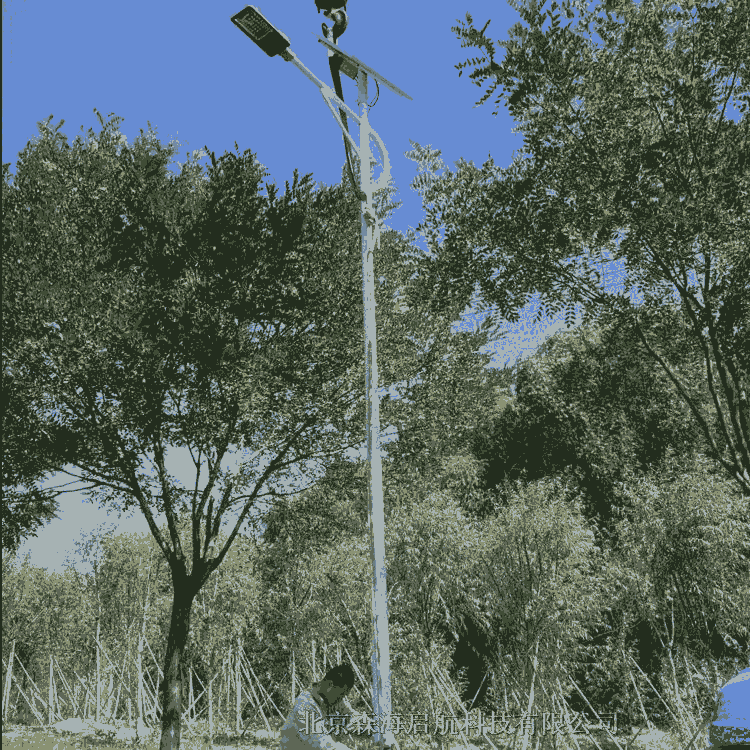 太陽能市電互補(bǔ)路燈批發(fā)價格 認(rèn)準(zhǔn)森海道路照明燈具廠